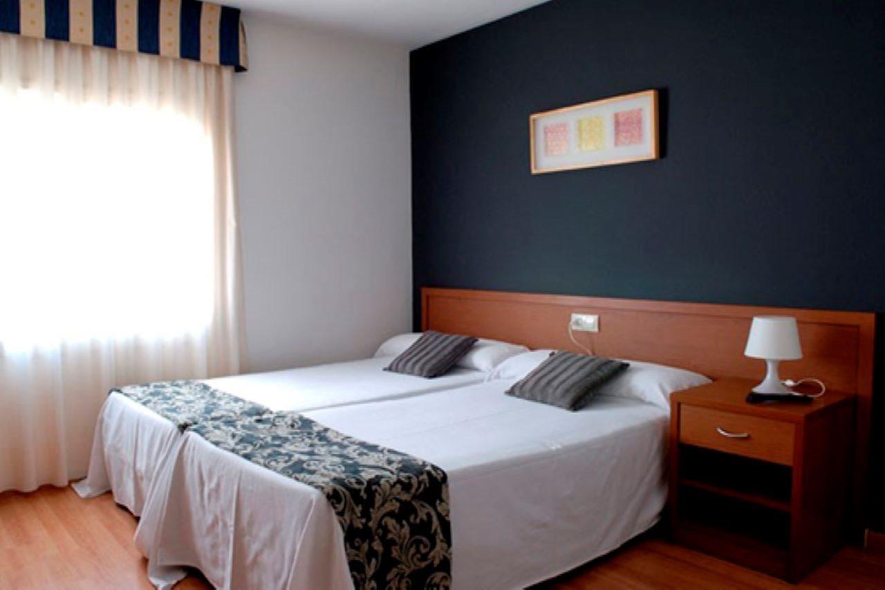 Gatell Hotel Vilanova i la Geltru Exterior photo